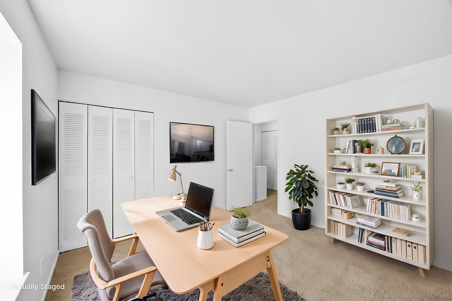 Townhomes of Ashbrook home office