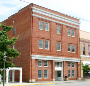 Exterior of Bluegrass Apartments
